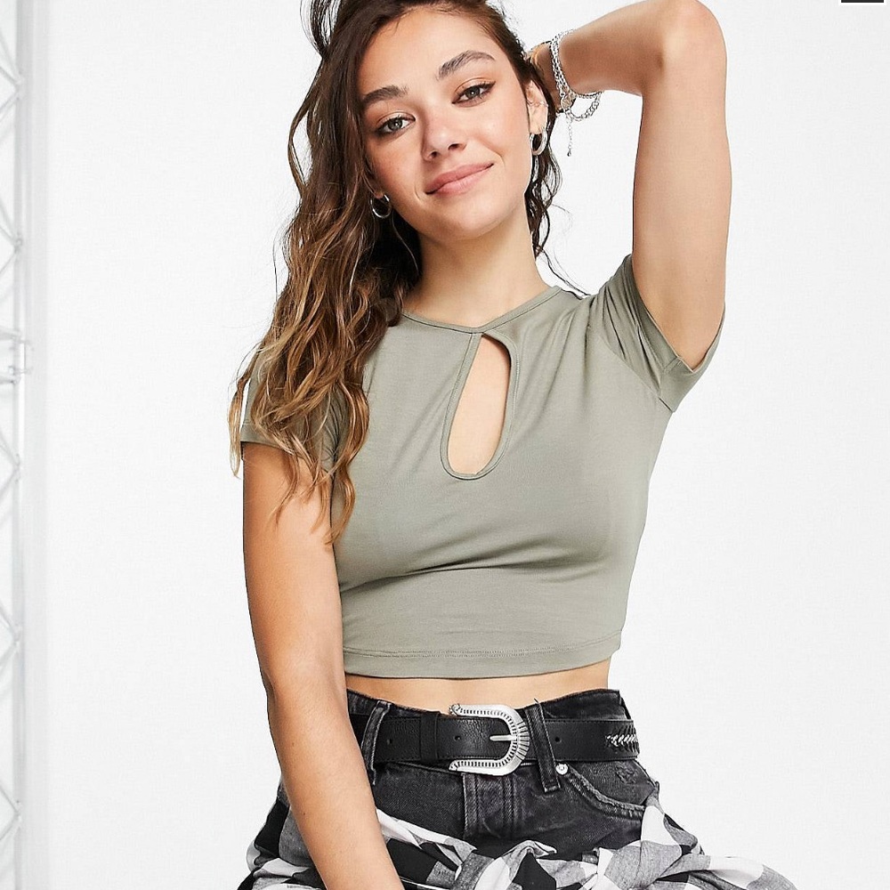 Sage keyhole crop top